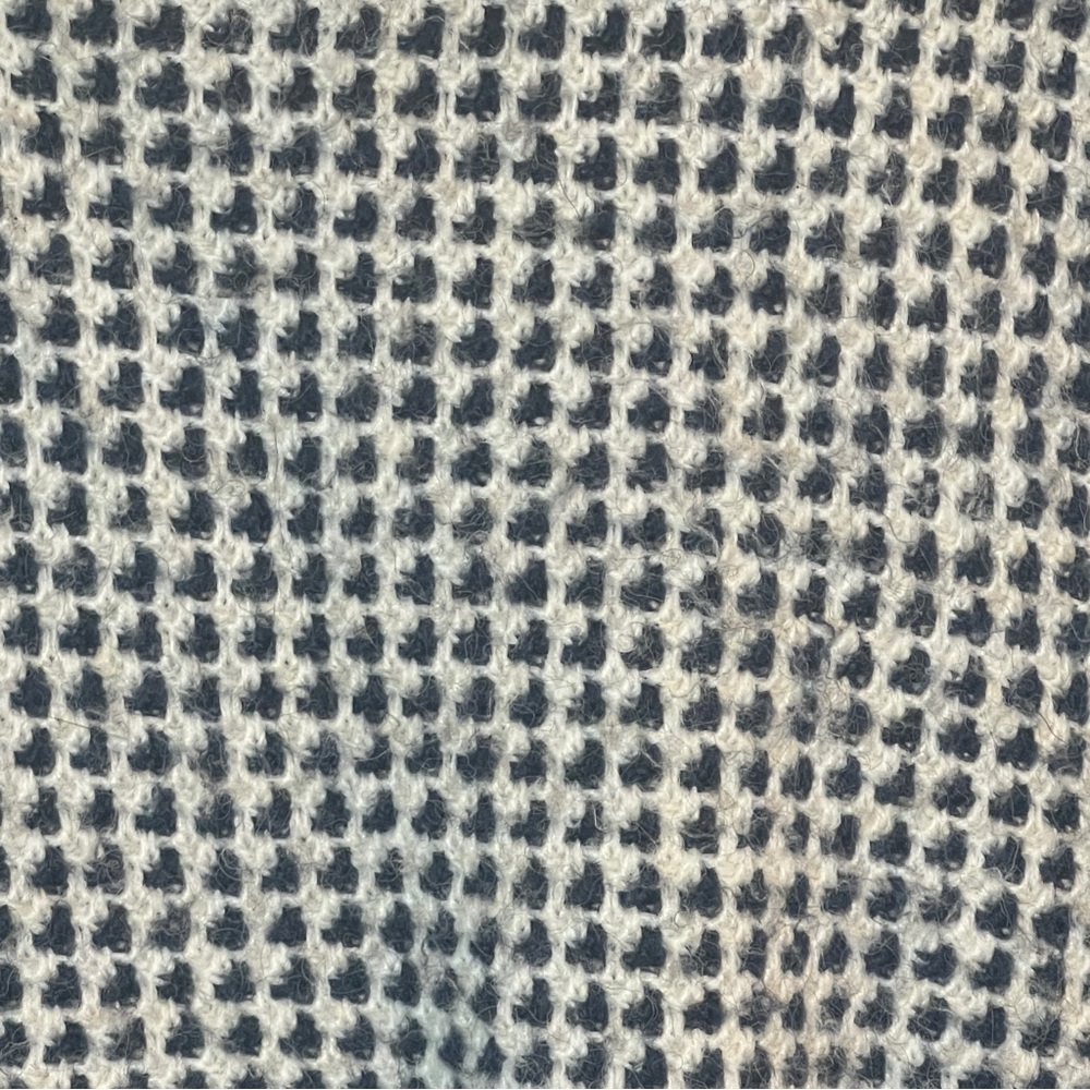 Old Navy Monochrome Patterned Crew Neck Sweater - Picture 3 of 6
